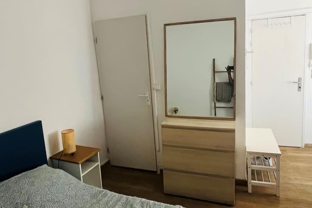 Beau Studio Au Coeur Du Panier Marseilles Exterior foto